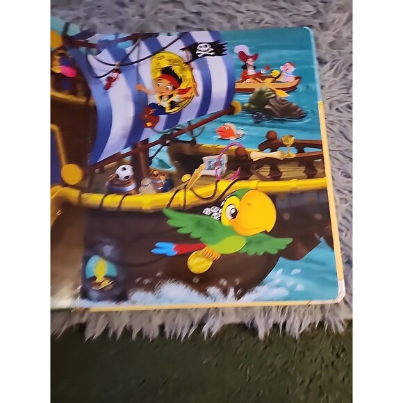 First Look and Find : Jake and the Never Land Pirates by Disney Junior, Book - Picture 7 of 10